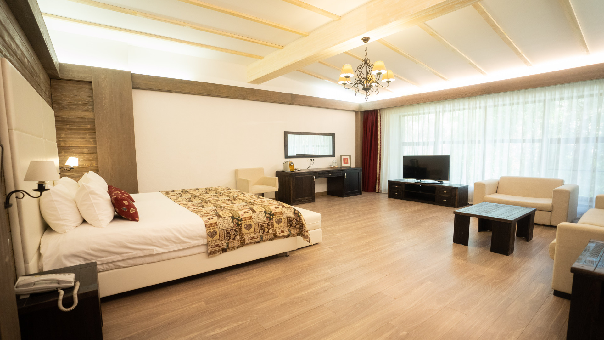 Номер 2-x местный джуниор сюит в отеле russkiy