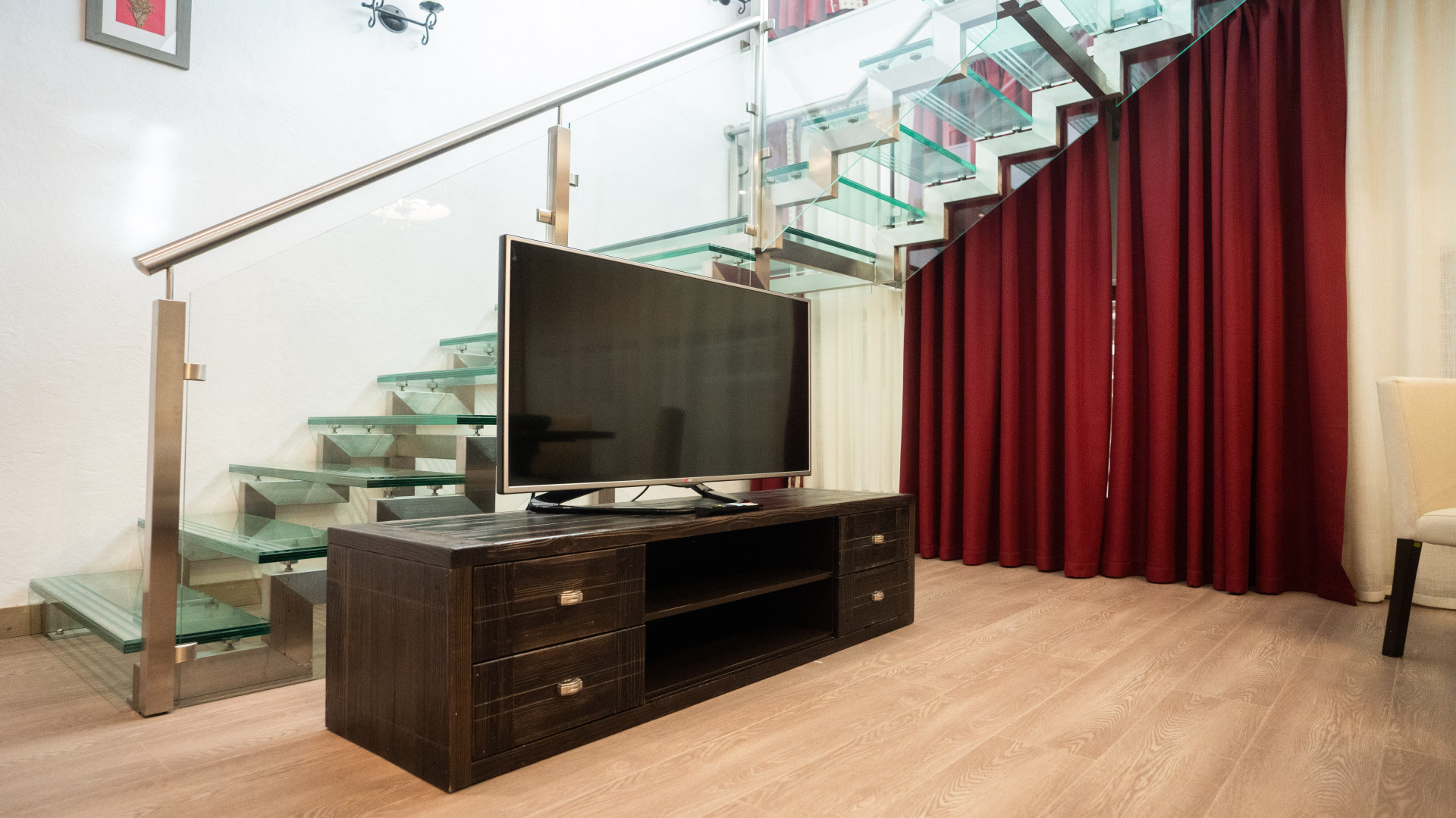 Номер 2-x местный 2-х комн. люкс двухуровневый в отеле russkiy